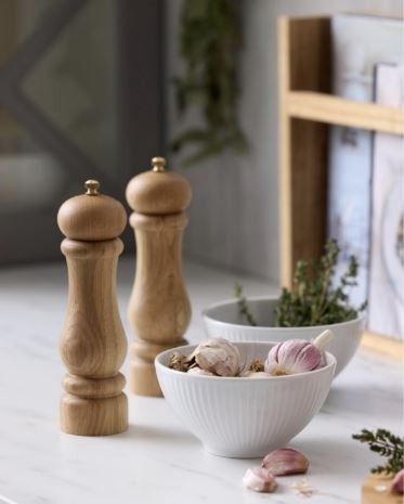 Pillivuyt skåle og kværnesæt